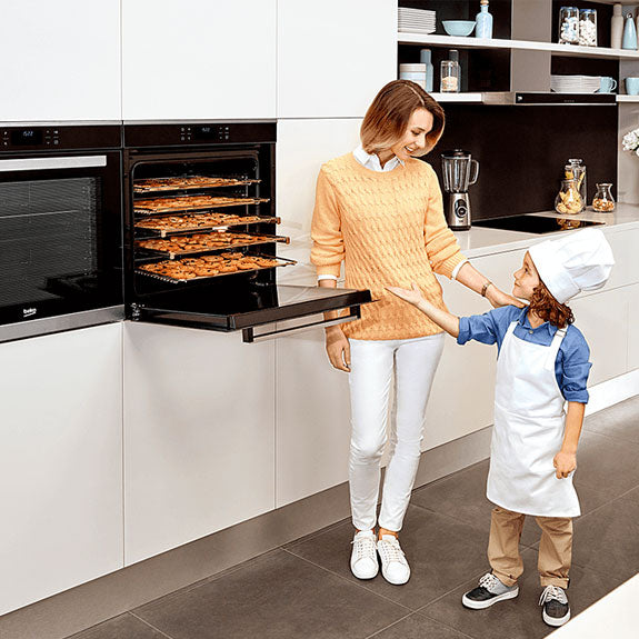 Beko 60cm Multifunction Built-in Oven - Stainless Steel