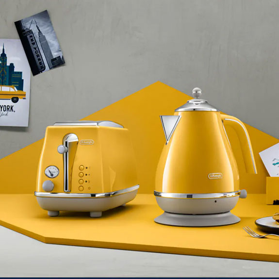 Delonghi Icona Capitals 2 Slice Toaster - New York Yellow