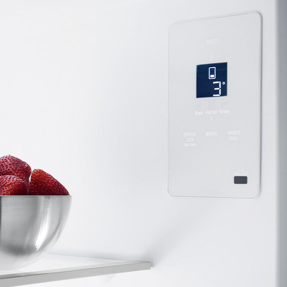 ELECTROLUX BOTTOM MOUNT REFRIGERATOR 496L