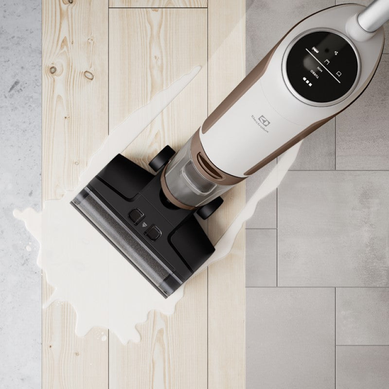 Electrolux UltimateHome 700 Wet & Dry Vacuum