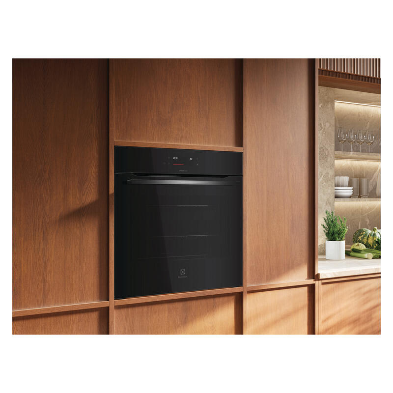 Electrolux 60cm Pyrolytic Built-In Oven with 12 Functions - Black (500 Series)