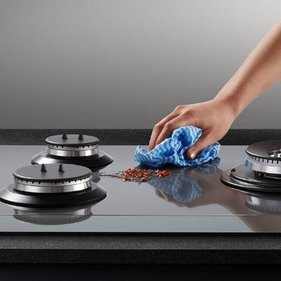 Fisher & Paykel 60cm Series 9 4 Burner Gas Cooktop, LPG