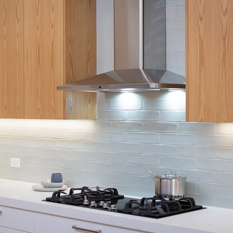 Schweigen 90cm Silent Wallmount Rangehood for Moderate Cooking