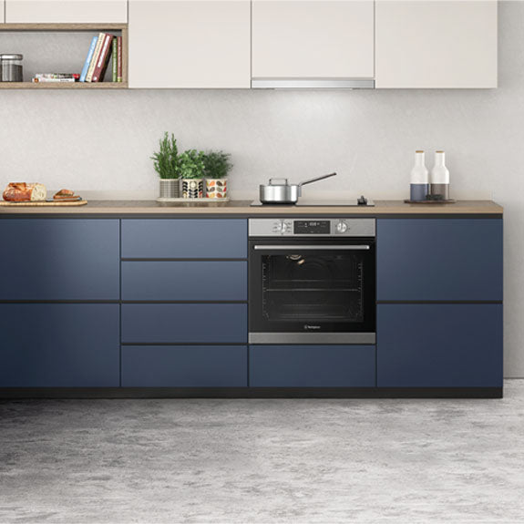 Westinghouse 60cm Multifunction Oven - Stainless Steel