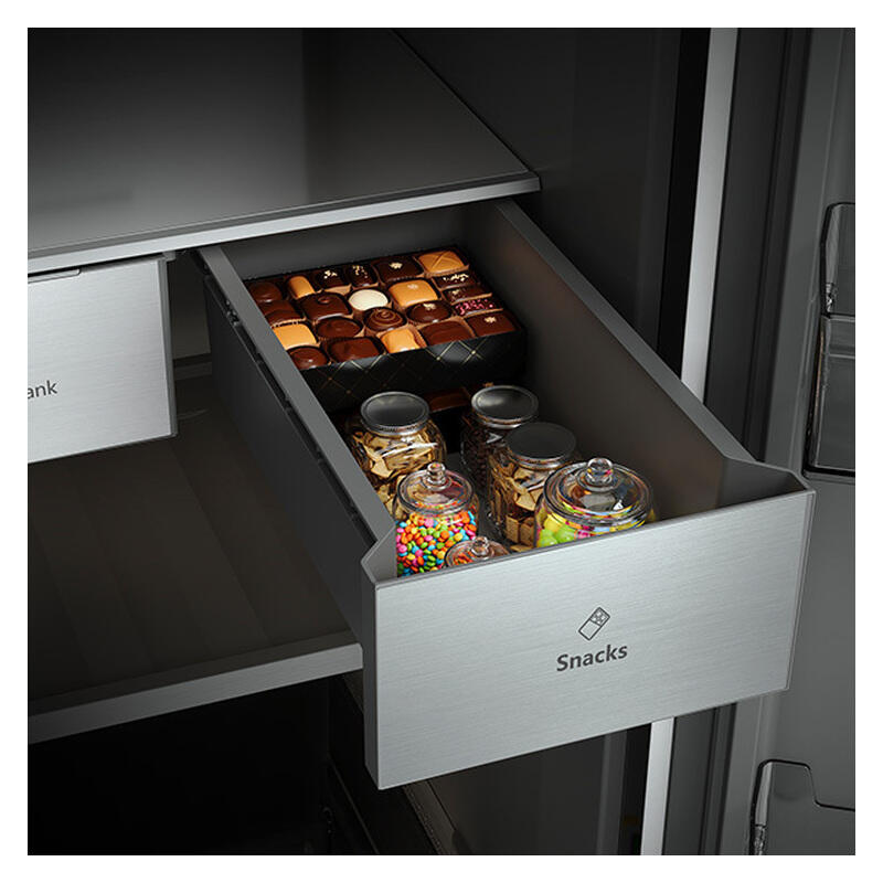 Hisense 614L PureFlat Eclipse Side-by-Side Fridge Freezer with Ice & Water Dispenser - Black